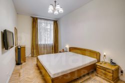 3-комн.кв., 77 м², этаж 3