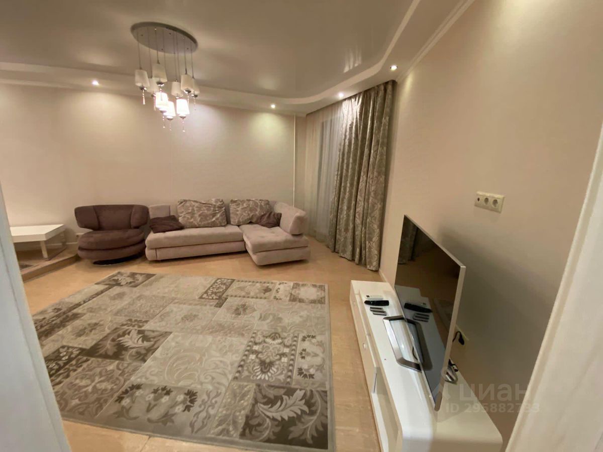 3-комнатная квартира, 85 м² — фото 1