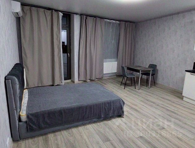 Rent a three-room apartment in St Petersburg