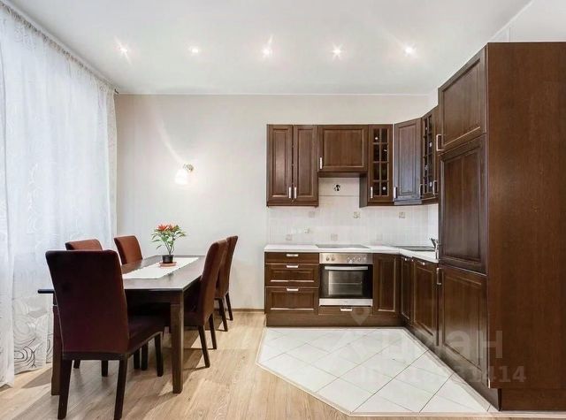 3-комн., 105 м², 7/25 этаж
