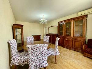 2-комн.кв., 79 м², этаж 7 2-комн.кв., 79 м², этаж 7