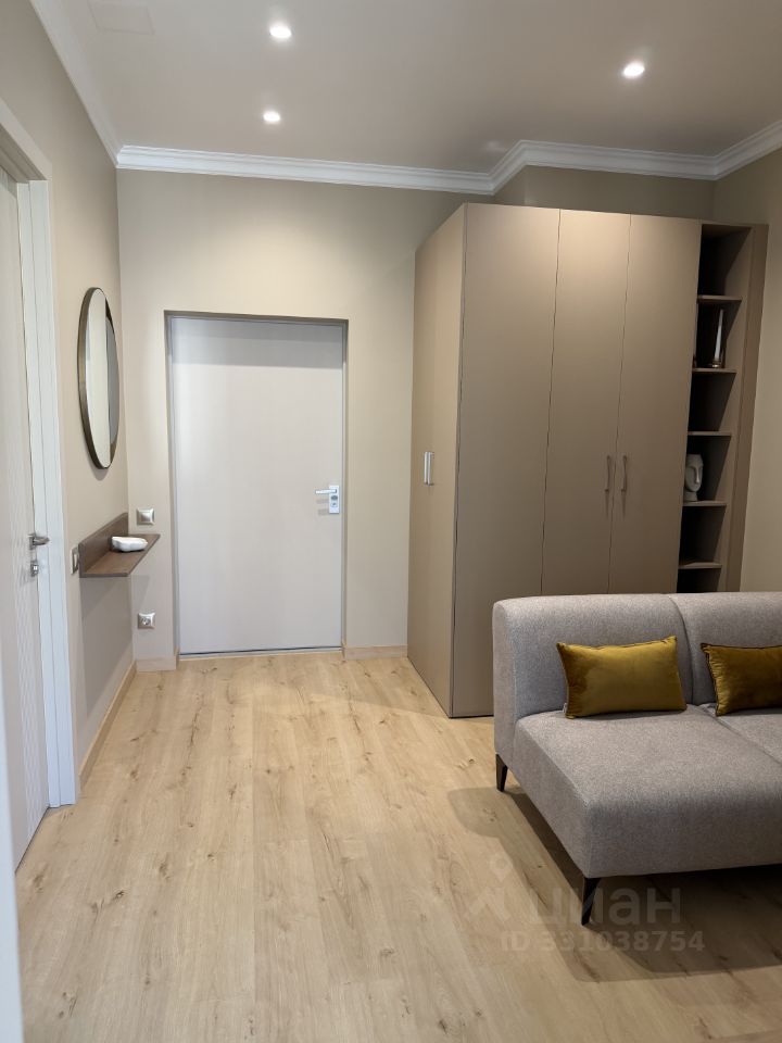 2-комнатная квартира, 35 м² — фото 8