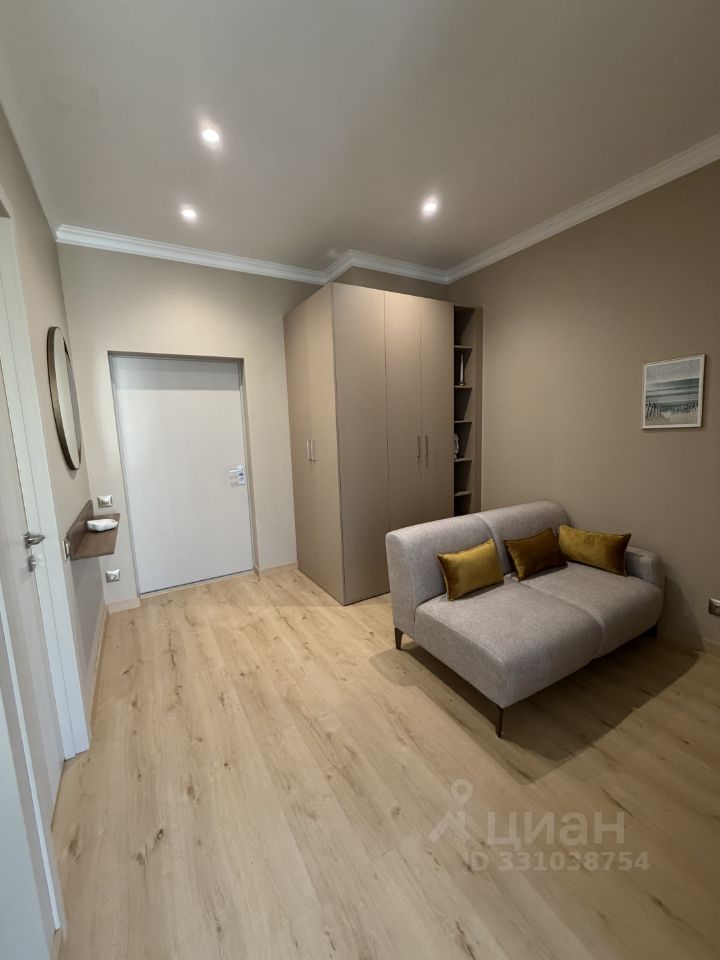 2-комнатная квартира, 35 м² — фото 7