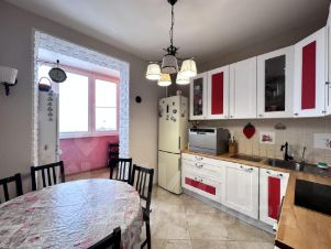 3-комн.кв., 70 м², этаж 15