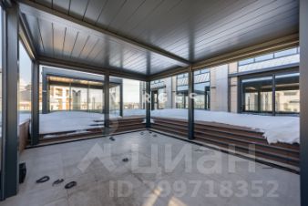 5-комн.кв., 302 м², этаж 24