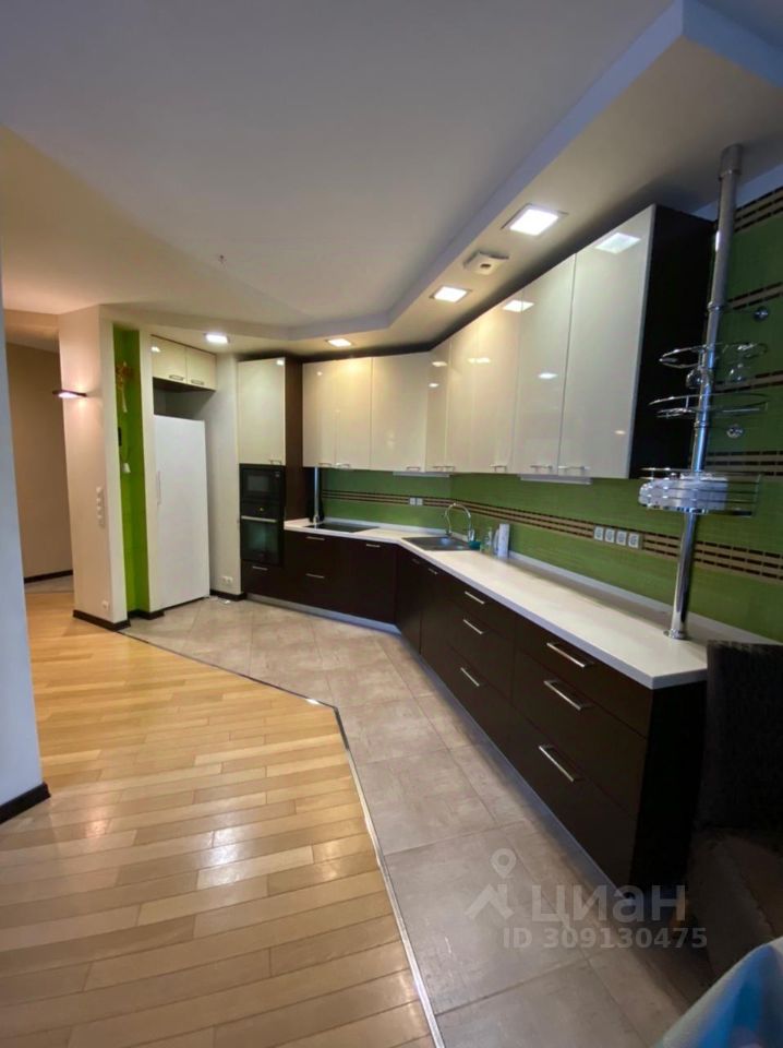 4-комнатная квартира, 109 м² — фото 2