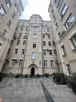 4-комн.кв., 164 м², этаж 3