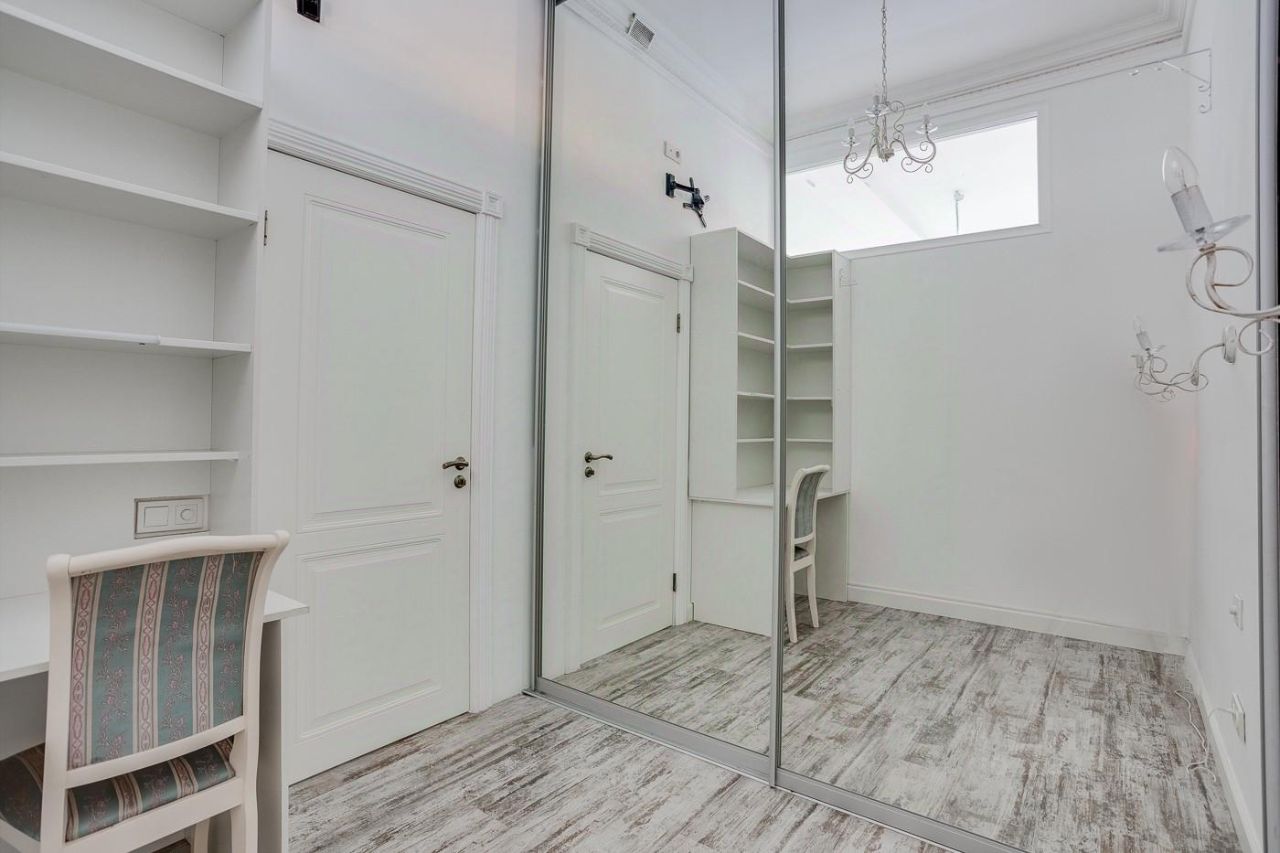 2-комнатная квартира, 55 м² — фото 8