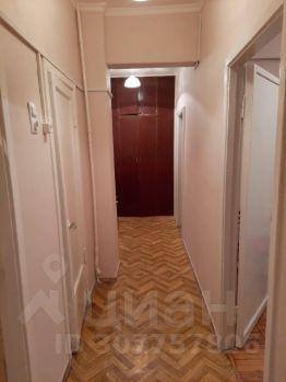 2-комн.кв., 50 м², этаж 4