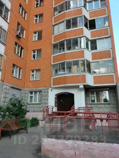 3-комн.кв., 81 м², этаж 3