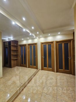 2-комн.кв., 64 м², этаж 14