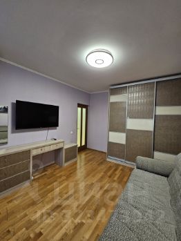 2-комн.кв., 64 м², этаж 14