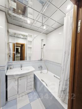 2-комн.кв., 64 м², этаж 14