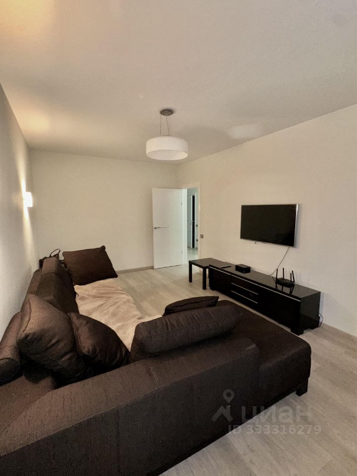 2-комнатная квартира, 57 м² — фото 2