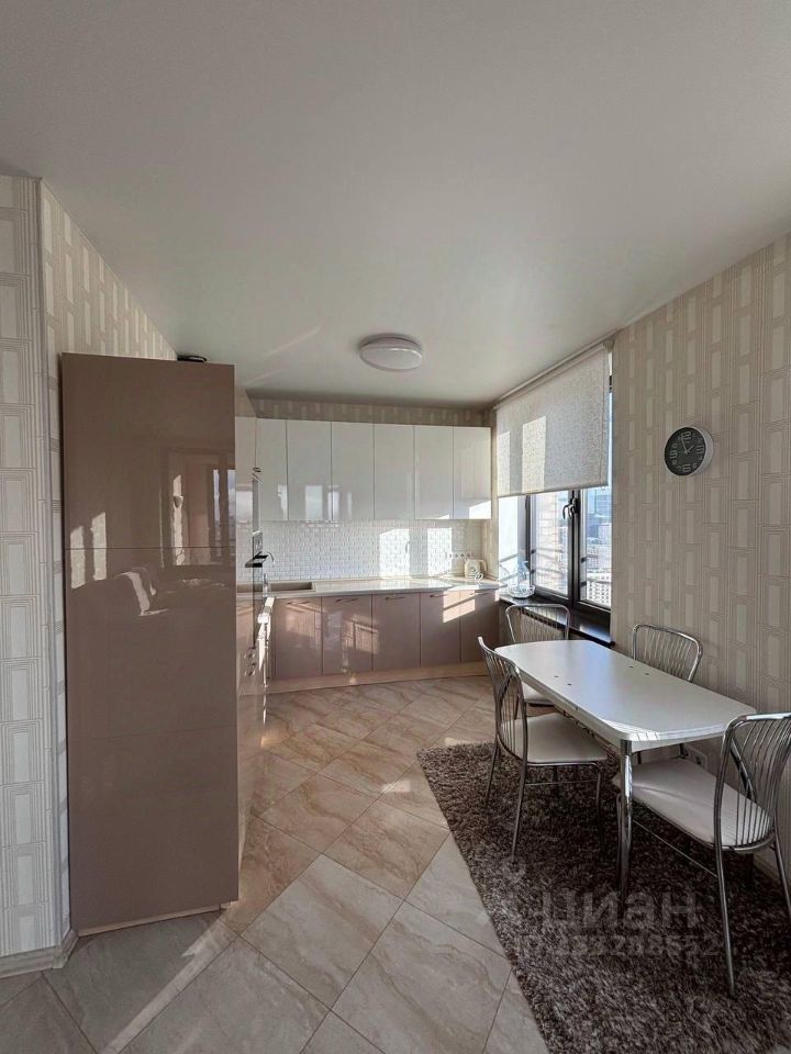 2-комнатная квартира, 64 м² — фото 4