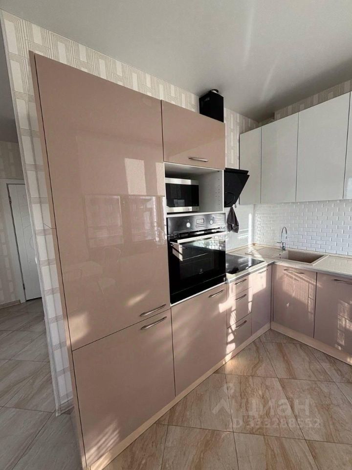 2-комнатная квартира, 64 м² — фото 2