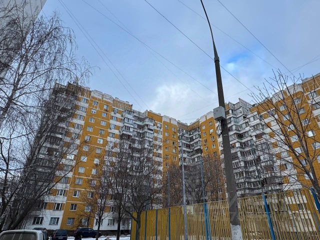 3-комн., 74 м², 1/12 этаж