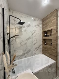 2-комн.кв., 63 м², этаж 3