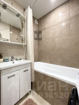 2-комн.кв., 45 м², этаж 19