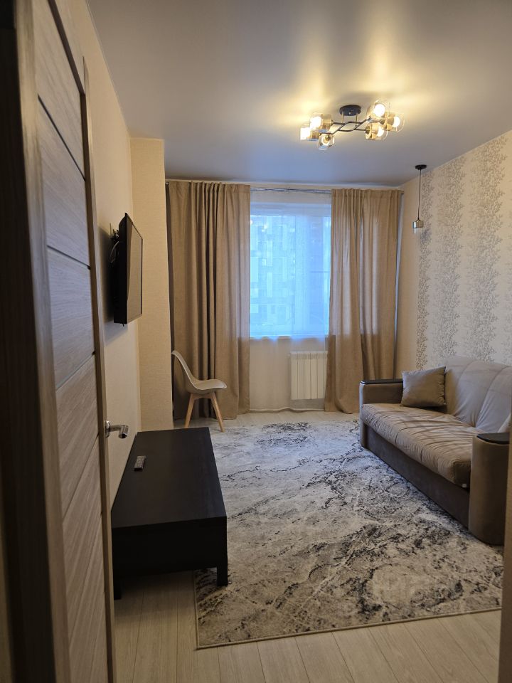 1-комнатная квартира, 35 м² — фото 1
