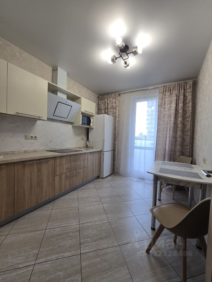 1-комнатная квартира, 35 м² — фото 4