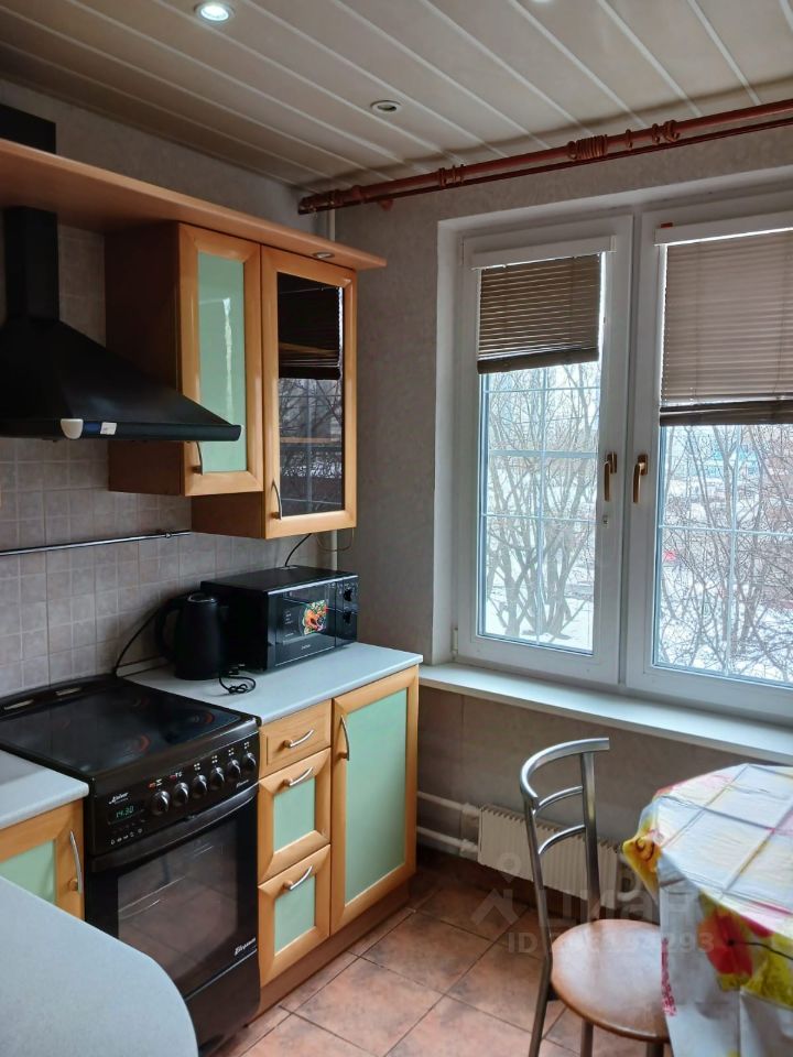 Снять двухкомнатную квартиру 44.6м² Новоясеневский просп., 5К1, Москва ...