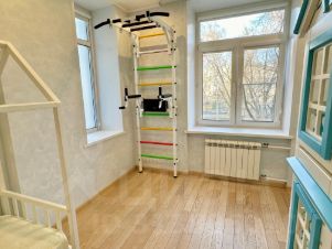 3-комн.кв., 82 м², этаж 2