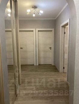 3-комн.кв., 100 м², этаж 3