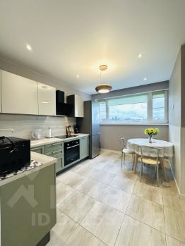 1-комн.кв., 37 м², этаж 12 1-комн.кв., 37 м², этаж 12