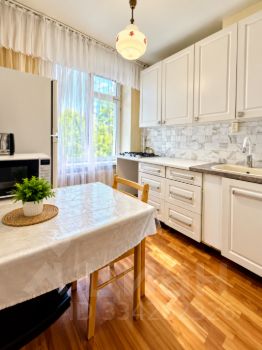 1-комн.кв., 32 м², этаж 3