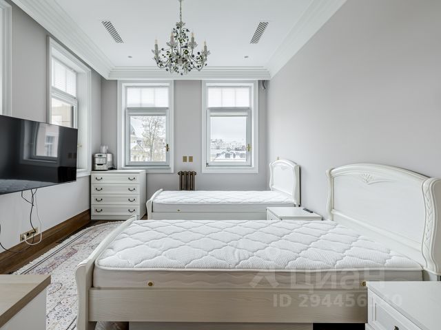 4-комн., 160 м², 3/7 этаж