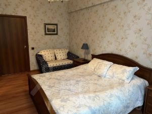 2-комн.кв., 65 м², этаж 4