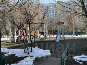 1-комн.кв., 37 м², этаж 1