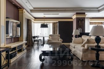 3-комн.кв., 150 м², этаж 3