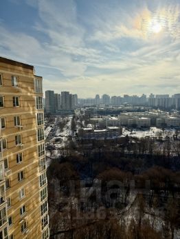 2-комн.кв., 51 м², этаж 18