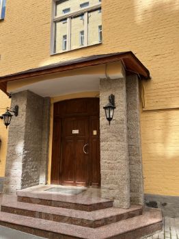 4-комн.кв., 105 м², этаж 3