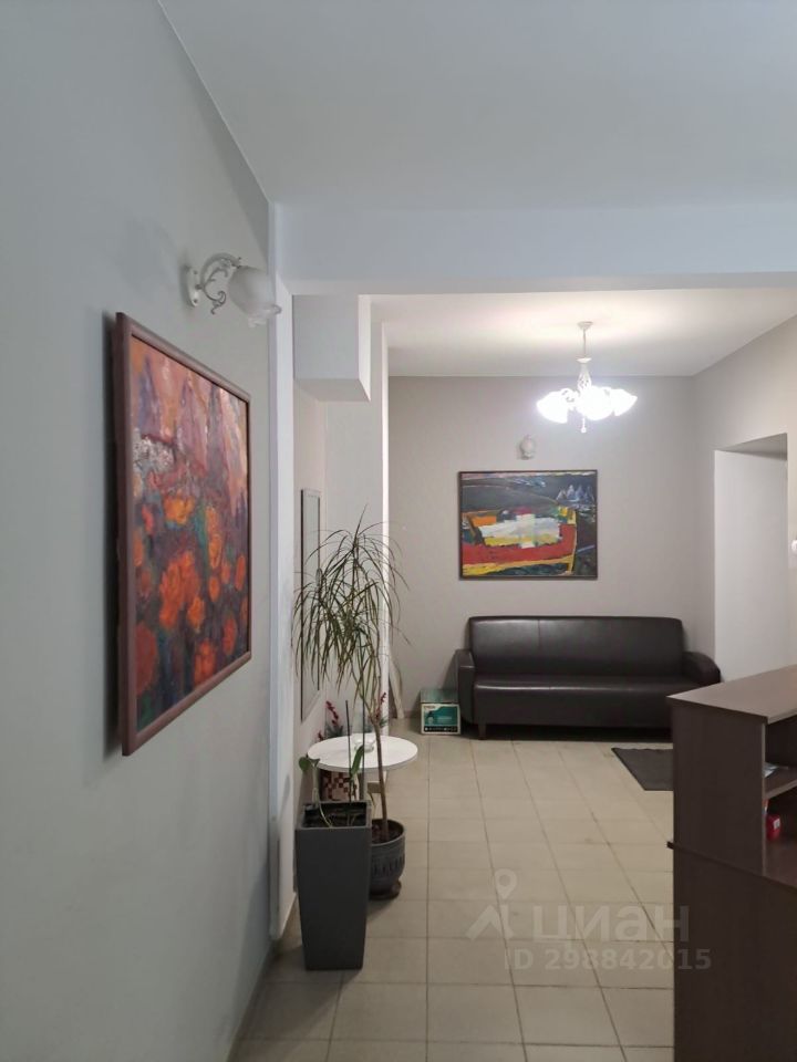 Снять трехкомнатную квартиру 124м² пер. Луков, 4, Москва, ЦАО, р-н ...