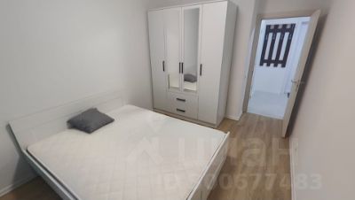 2-комн.кв., 42 м², этаж 23