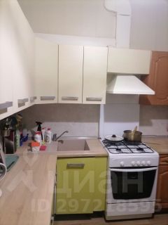 4-комн.кв., 100 м², этаж 3