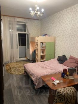 4-комн.кв., 100 м², этаж 3