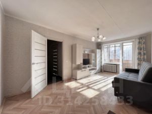 2-комн.кв., 50 м², этаж 4
