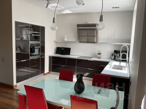 3-комн., 124 м², 3/10 этаж