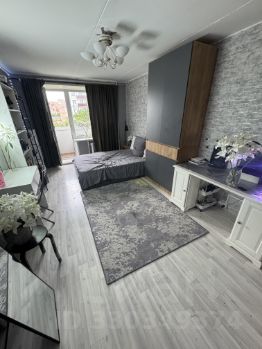 2-комн.кв., 43 м², этаж 7