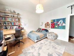 3-комн.кв., 100 м², этаж 4