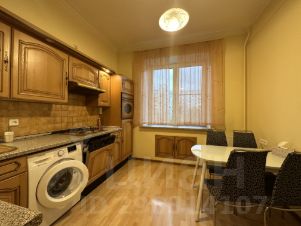 3-комн.кв., 81 м², этаж 4