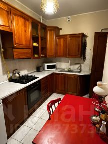 3-комн.кв., 90 м², этаж 2