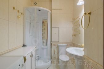 3-комн.кв., 131 м², этаж 4