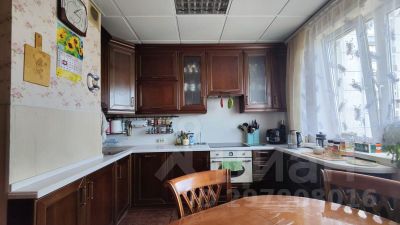 3-комн.кв., 84 м², этаж 4