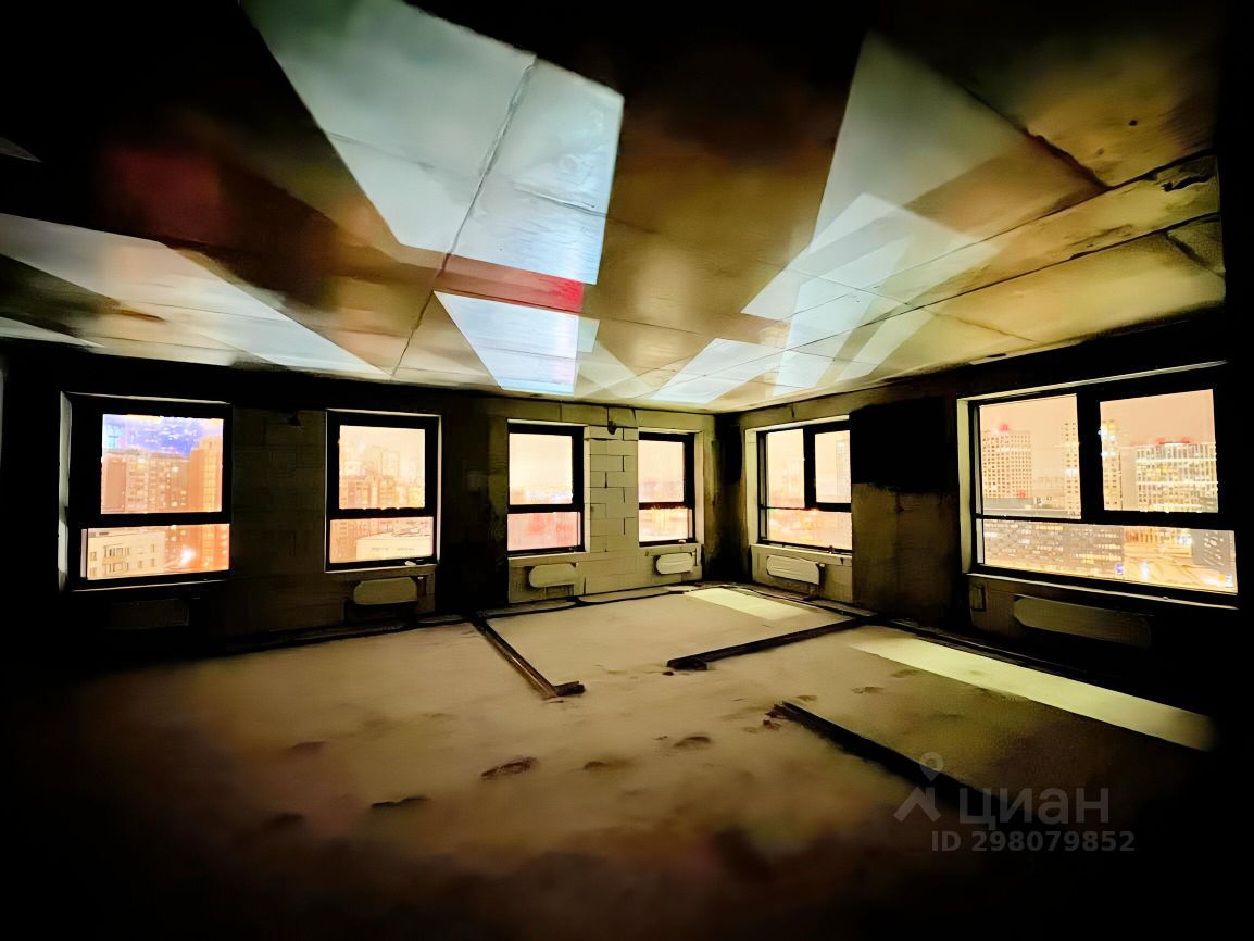 Продаю четырехкомнатную квартиру 83.4м² Причальный проезд, 10Б, Москва ...