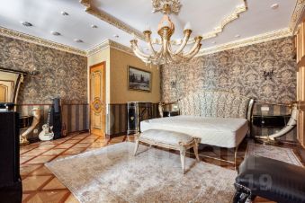 3-комн.апарт., 135 м², этаж 5